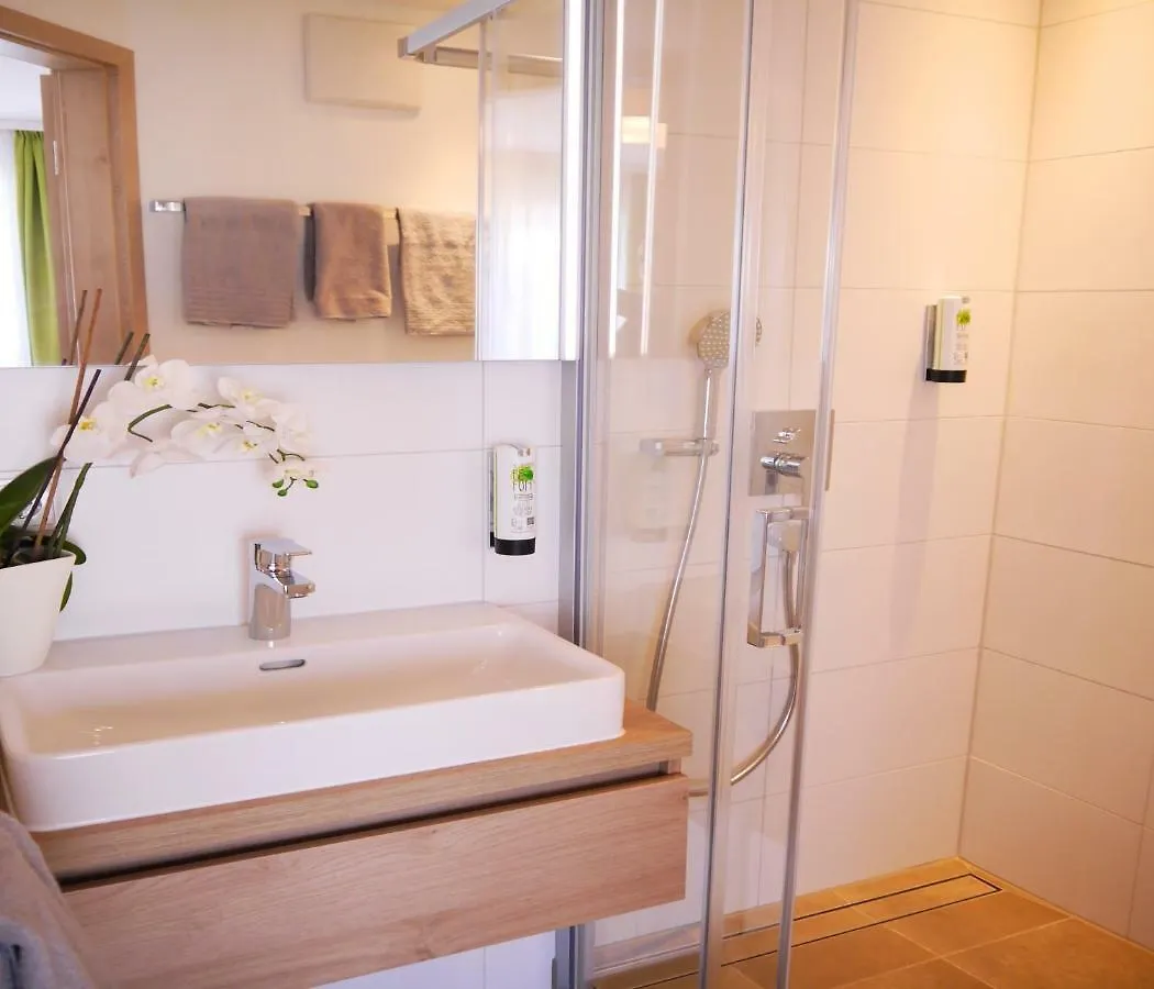***  Kohlers Hotel Engel 불 독일